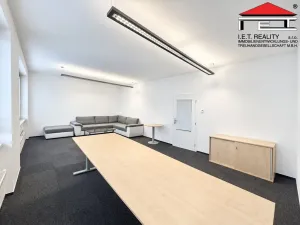 Pronájem kanceláře, Brno, Vídeňská, 272 m2