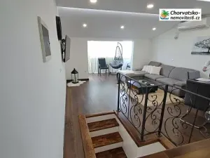 Prodej rodinného domu, Opatija, Chorvatsko, Ulica Jurja Dobrile, 67 m2