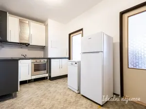 Pronájem bytu 2+kk, Praha - Čakovice, Cukrovarská, 40 m2