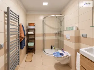 Pronájem bytu 2+1, Těchařovice, 62 m2