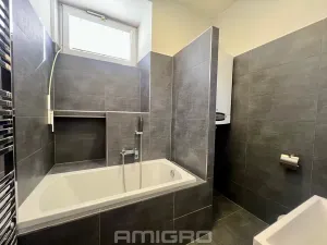 Prodej vícegeneračního domu, Ostrovačice, náměstí Viléma Mrštíka, 1000 m2
