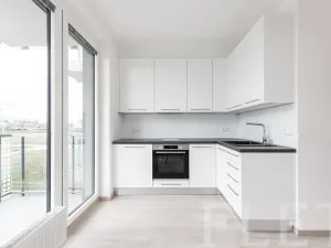 Pronájem bytu 1+kk, Praha - Třebonice, Thomasova, 33 m2