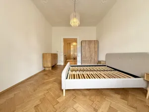 Pronájem bytu 2+kk, Praha - Karlín, Karlínské náměstí, 50 m2