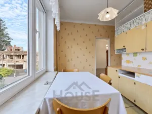Prodej bytu 2+1, Praha, U páté baterie, 52 m2