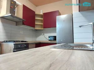 Prodej bytu 3+1, Dalovice, Borská, 73 m2