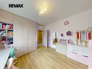 Prodej bytu 4+kk, Praha - Modřany, K Vystrkovu, 114 m2