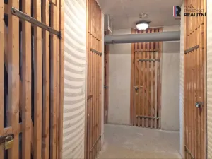 Pronájem bytu 1+kk, Praha - Řepy, Vondroušova, 36 m2