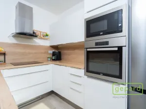 Prodej bytu 3+1, Praha - Chodov, Bachova, 72 m2