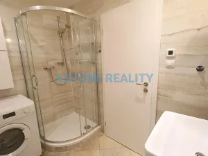 Prodej bytu 2+kk, Praha - Žižkov, Olšanská, 51 m2
