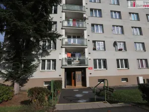 Prodej bytu 2+1, Karlovy Vary - Bohatice, Lomená, 52 m2
