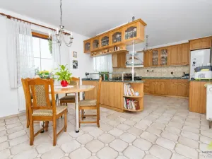 Prodej rodinného domu, Krumvíř, 227 m2