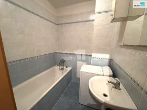 Pronájem bytu 2+kk, Praha - Vysočany, Pod Harfou, 53 m2