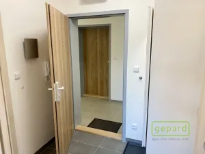 Pronájem bytu 2+kk, Jince, Zborovská, 52 m2