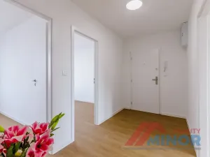 Prodej bytu 3+kk, Slaný, Bezručova, 74 m2