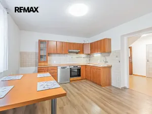 Prodej rodinného domu, Svinařov, Za Křenovkou, 160 m2