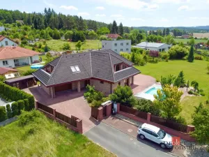 Prodej rodinného domu, Štěnovice, Slunečná, 372 m2