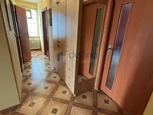 Pronájem bytu 3+kk, Praha, Holečkova, 63 m2