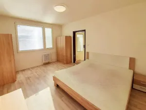 Prodej bytu 1+1, Ústí nad Labem - Všebořice, Zahradní, 33 m2