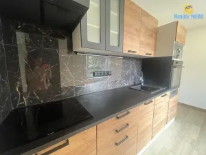 Pronájem bytu 3+1, Praha - Michle, Na záhonech, 74 m2