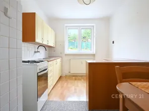 Prodej bytu 2+1, Meziboří, Májová, 63 m2