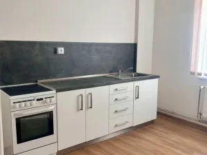 Pronájem bytu 2+1, Chomutov, náměstí 1. Máje, 61 m2