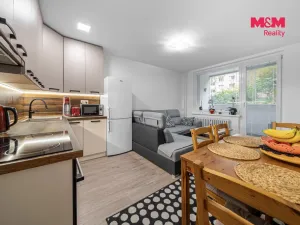 Prodej bytu 3+kk, Karlovy Vary - Rybáře, Čankovská, 58 m2