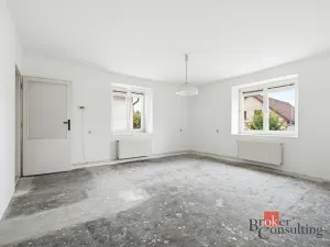 Prodej rodinného domu, Sezemice, Bezdíčkova, 105 m2