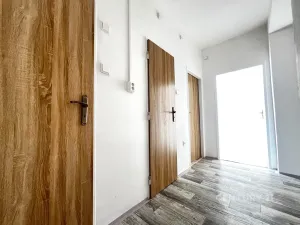 Pronájem bytu 1+1, Jirkov, Ervěnická, 35 m2