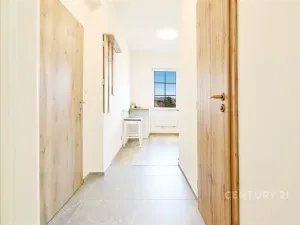 Prodej bytu 2+1, Trmice, Fügnerova, 43 m2