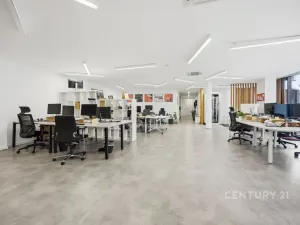 Prodej kanceláře, Praha - Smíchov, Na Zatlance, 232 m2