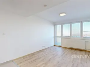 Pronájem bytu 2+kk, Ostrava - Zábřeh, U Studia, 36 m2