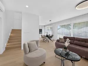 Prodej bytu 6+kk a větší, Kamenice - Těptín, 151 m2
