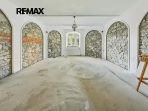 Prodej vily, Nový Bor, Lidická, 677 m2
