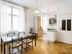 Prodej bytu 4+kk, Praha - Staré Město, 82 m2