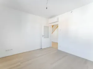 Prodej bytu 3+kk, Praha - Libeň, Zenklova, 72 m2