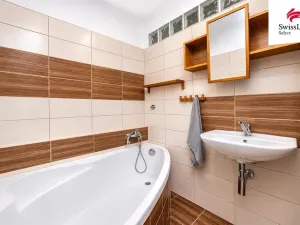 Prodej bytu 4+1, Náchod, Běloveská, 88 m2