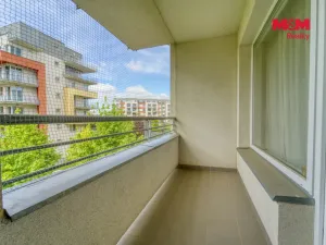 Pronájem bytu 2+kk, Praha, Sazovická, 47 m2