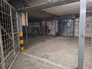 Pronájem garáže, Praha - Strašnice, 16 m2