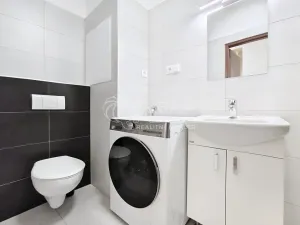 Pronájem bytu 1+1, Praha - Vršovice, Na stezce, 37 m2