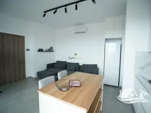 Prodej bytu 1+1, Oroklini, Kypr, 51 m2