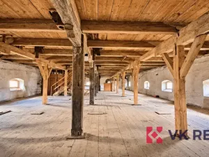 Prodej zemědělského objektu, Trhanov, 2380 m2