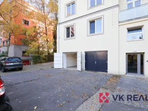 Pronájem garáže, Praha - Břevnov, Bělohorská, 16 m2