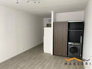 Pronájem bytu 1+kk, Jihlava, Polní, 31 m2