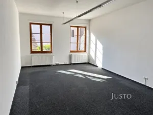 Pronájem kanceláře, Písek - Vnitřní Město, Chelčického, 37 m2