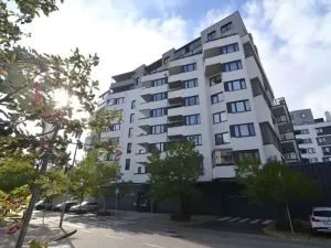 Pronájem bytu 3+kk, Praha - Střížkov, Makedonská, 90 m2