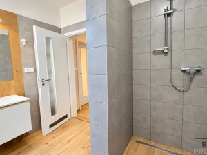 Pronájem bytu 2+kk, Hodonín, Národní třída, 39 m2