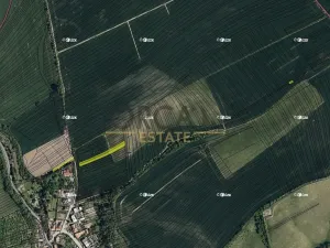 Prodej podílu pole, Nesovice, 1107 m2