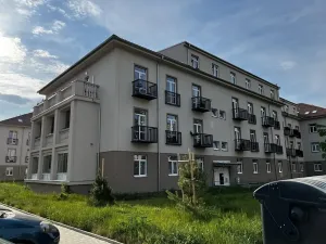 Pronájem bytu 2+kk, Milovice, Slepá, 39 m2