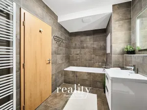Pronájem bytu 2+kk, Znojmo, Kosmákova, 62 m2