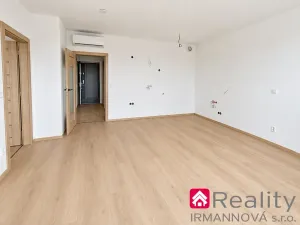 Prodej bytu 2+kk, Pohořelice, Znojemská, 61 m2